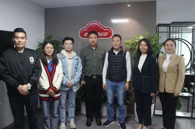 勇攀科技高峰 樹表創(chuàng)新典范 杭州金華商會(huì)信息分會(huì)探訪互聯(lián)網(wǎng)鞋帽銷售企業(yè)